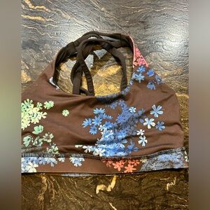 Lululemon sports bra, long crop